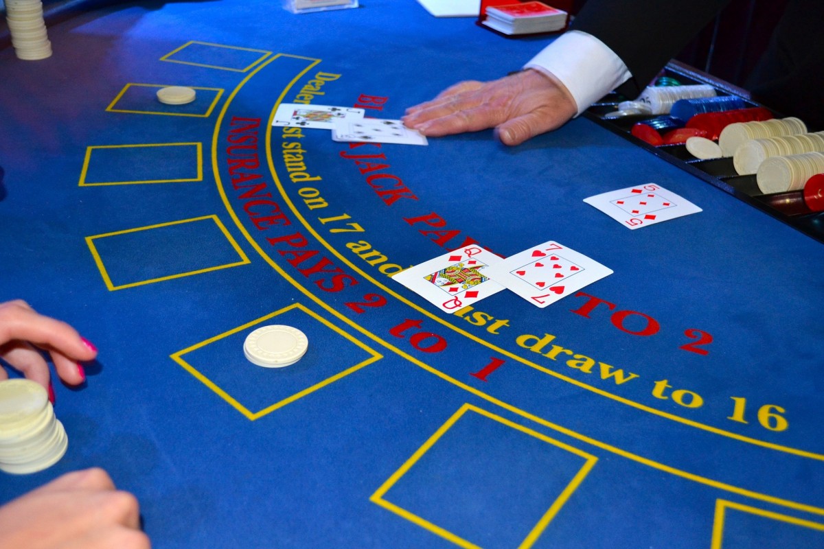 Spill European Blackjack på nettcasino
